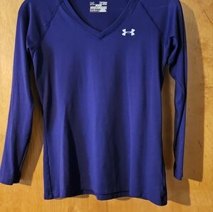 Womens Under Armour long sleeve shirt size extra small